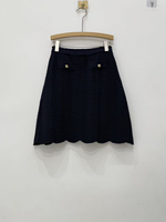 KD2447 Nouvelle Collection Été – Ensemble Chic Vert Vif de Luxe : Haut Polo Boutonné à Manches Courtes en Maille Ondulée et Mini-Jupe Élégante