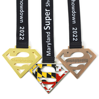 Lanière de sublimation personnalisée métal creux championnat super hero médaille de course