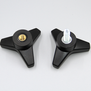 Poignée de serrage triangulaire à couple élevé, type flèche, avec insert fileté en laiton, bouton de serrage à trois lobes en bakélite/<span class=keywords><strong>plastique</strong></span> pour tiroir d'armoire - Product Image 1