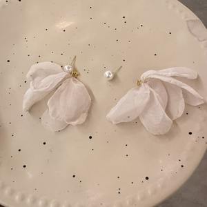 <span class=keywords><strong>Mori</strong></span> super fé<span class=keywords><strong>e</strong></span> en mousseline de soie fleur boucles d'oreilles vacances vent doux sens avancé doux français maille pétale boucles d'oreilles - Product Image 3