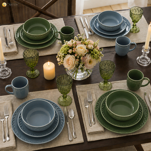 Lot <span class=keywords><strong>de</strong></span> 16 pièces : <span class=keywords><strong>Service</strong></span> <span class=keywords><strong>de</strong></span> <span class=keywords><strong>table</strong></span> émaillé vert et blanc avec bord texturé pour les vendeurs et importateurs d'articles ménagers en e-commerce - Product Image 5