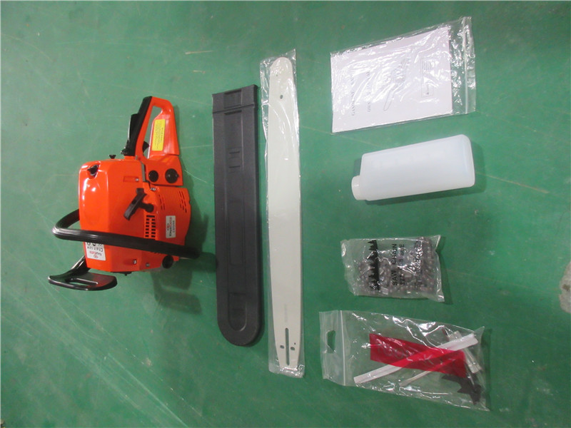 5200 Gasoline Chainsaw - 2-Stroke Powered, 20-Inch Bar | Ideal Gas