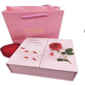 Nouvelles boîtes carrées en papier kraft Rose Folders 2026 pour la Saint-Valentin, la remise <span class=keywords><strong>des</strong></span> diplômes, la fête <span class=keywords><strong>des</strong></span> Mères, la fête <span class=keywords><strong>des</strong></span> Pères, Thanksgiving, le Nouvel An - Product Image 2