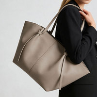 Sac fourre-tout en PU personnalisé pour femme, style européen et américain, haut de gamme, grande capacité, sac à bandoulière pour les trajets quotidiens, design minimaliste