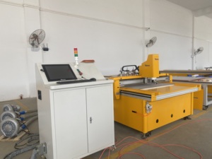 Conducto phenólico preaislado automático, fabricante de la mejor máquina de corte de espuma - Product Image 3