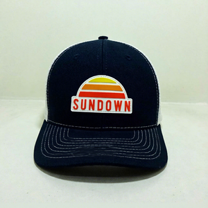 Gorra Trucker Personalizada Azul Marino con Panel Frontal de Malla, Aplique de Goma en Relieve, Ajustable, Unisex, Casual, Primavera Verano, 6 Paneles, Estilo Béisbol - Product Image 2