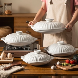Casserole en céramique peu profonde de qualité alimentaire, résistante aux hautes températures, compatible avec les cuisinières à gaz, avec couvercle. - Product Image 1