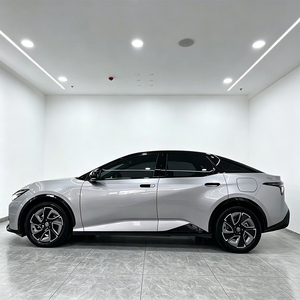 Toyota bZ3 2024 de Segunda Mano, Sedán Eléctrico Registrado, 517 km de Autonomía, Exportación Global de Vehículos al por Mayor - Product Image 5