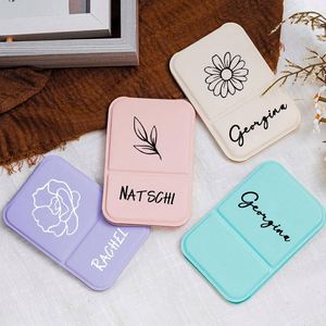 กระจกแต่งหน้าแบบพกพา 4 สี บางเฉียบ พับได้ ขนาดกะทัดรัด เหมาะสำหรับการเดินทาง ใช้เป็นของขวัญได้ - Product Image 3