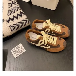 Zapatillas Planas de Lujo de Diseñador para Hombre y Mujer 2025, Casuales, Blancas, Deportivas para Entrenamiento al Aire Libre con Cordones - Product Image 5