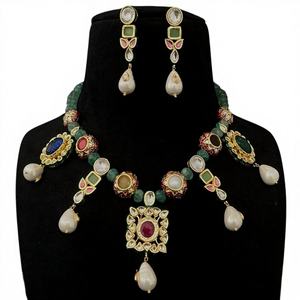 Conjunto de Collar y Aretes de Moissanita Chapados en Oro de Diseño Clásico de la Mejor Calidad, para Regalo de Boda, Colección para Mujer - Product Image 1