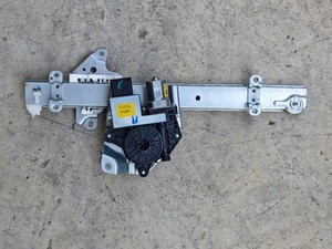 Hakiki 827506SX1A 827506SX1C 827216SX0A 827216SX0A arka sol kapı pencere regülatörü & <span class=keywords><strong>MOTOR</strong></span> NISSAN PATHFINDER INFINITI INFINITI için - Product Image 4
