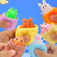 Jouet Squishy de Noël Citrouille Fantôme, Jouet Anti-Stress en TPR pour Halloween, Jouets Amusants à Presser pour les Fêtes, Cadeau pour Enfants