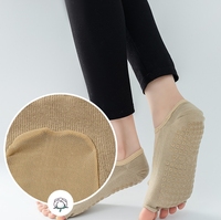 Chaussettes de yoga antidérapantes en maille à bout en usine chaussettes de Pilates respirantes à cinq doigts pour la pratique du fitness trampoline en gros