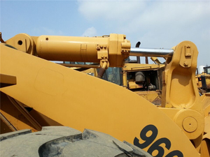 รถตักล้อยาง CAT 966E มือสอง ปี 2020 รับน้ำหนักได้ 15 ตัน กำลัง 92 กิโลวัตต์ ใช้งานมาแล้ว 2500 ชั่วโมง อยู่ในสนามเก็บของที่เซี่ยงไฮ้ - Product Image 5