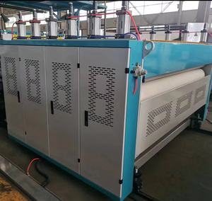 Nouvelle conception de machine d'extrusion de feuilles de plastique ondulé en PP, entièrement automatique, moteur SIEMENS, roulement et moteur de marque XINQUAN à vendre - Product Image 5