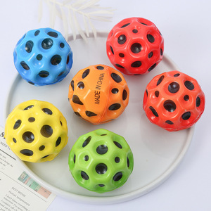 Balle anti-stress en mousse PU Moon Hole, jouet sensoriel solide en éponge à rebond élevé pour l'entraînement des mains et des poignets, soulagement de l'anxiété - Product Image 2