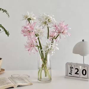 Flores Artificiales de Lirio Araña Rojo de 19.7 Pulgadas para Decoración de Bodas, Accesorio de Fotografía Hanfu - Product Image 1