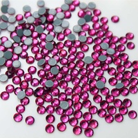 Strass thermocollants rouge rubis, cristaux éblouissants grenat à dos plat, pierres en verre de qualité supérieure pour la décoration de Noël et les projets DIY