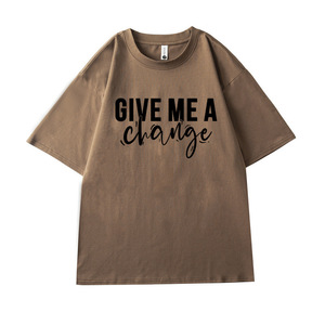 เสื้อยืดกราฟิกผู้ชายพิมพ์ลายอนิเมะและทรงโอเวอร์ไซส์ - Product Image 1