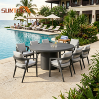 Ensemble de table et de chaises de salle à manger d'extérieur moderne en aluminium durable et confortable pour hôtel, restaurant, patio, cour, jardin