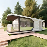 Vente en gros de petites maisons modulaires en acier préfabriquées écologiques Mini Carport Hotel Shipping Containers Panneaux sandwich de Chine