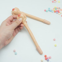Precio barato creativo promocional travieso grosero juguete goma pecho pene bolígrafo truco juguete regalo divertido juguete