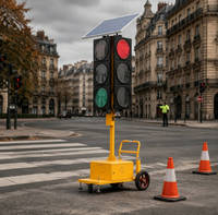Feu de signalisation routière mobile solaire étanche IP65 à 3 aspects, lampe d'avertissement LED, directement de l'usine