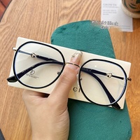 Monture de lunettes ronde en métal décorée de cœurs, légère, pour femmes, anti-lumière bleue, avec possibilité de verres correcteurs