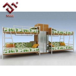 Lits superposés scolaires robustes en bois vert et métal jaune - Product Image 3