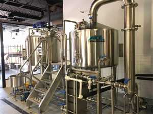 Planta de cervecería de cerveza comercial de 5000L con recipiente a presión de acero inoxidable SUS304/SUS306 y bomba de fácil operación - Product Image 2