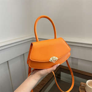 Bolso de mano moderno, bolso de mujer a la moda con cadena, bolso bandolera para mujer a bajo precio - Product Image 6