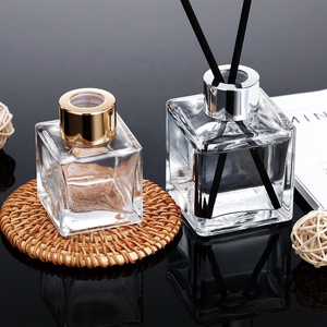 50Ml Tot 250Ml Glazen Aromatherapie Diffuser Fles Met Schroefdop Voor Luchtverfrisser Etherische Oliën Prachtig Handgemaakte Pot - Product Image 3