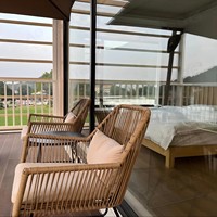 Fabriqué en Chine Double couche avec balcon mobile préfabriqué Apple Cabin Maison modulaire pour hôtel et parcs
