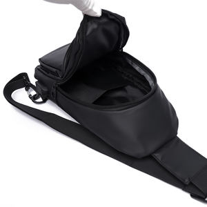 Sac de Poitrine Lvteng Sportif de Luxe Personnalisé pour Homme, Imperméable avec Fermeture Éclair, Fonction de Chargement USB, Idéal pour l'Extérieur - Product Image 4