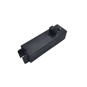 Tampon rectangulaire en plastique noir pour fenêtre et <span class=keywords><strong>porte</strong></span> en profilé d'aluminium - Product Image 1