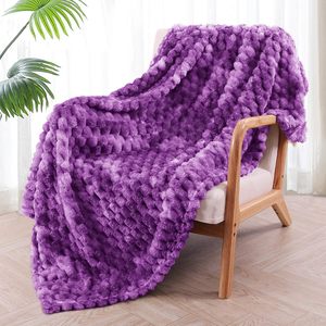 Couverture en polaire pour canapé ou lit, couverture décorative en jacquard à motif de coquille de tortue 3D, couverture en flanelle douce, légère et moelleuse - Product Image 1