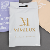 Sac d'expédition en polyéthylène rose frais, biodégradable et respectueux de l'environnement, avec poignée, pour vêtements et emballages postaux