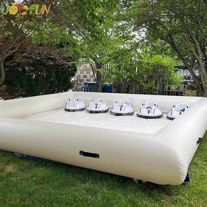 Aire de jeux gonflable Joy2fun pour voitures tamponneuses, en PVC blanc et noir, idéale pour les fêtes d'enfants et les événements publics - Product Image 2