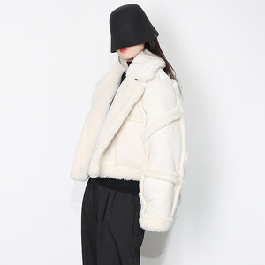 Jaket Mantel Kerah Polo Musim Dingin Terbaru Grosir, Mantel Wanita Jahitan Bulu Domba, Mantel Kulit Berbulu Tebal untuk Wanita - Product Image 4