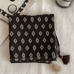 Nouvel An 2026 – Foulard carré vintage style « Old Money » avec pendentif à pompons, motif totem, protection du cou pour <span class=keywords><strong>femme</strong></span>, 58*58 CM - Product Image 4