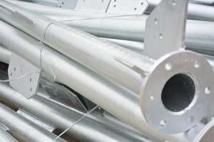 การแข่งขันราคาผลิต3ขาสามเหลี่ยมวิทยุ Telecom Tower V-COATING - Product Image 4