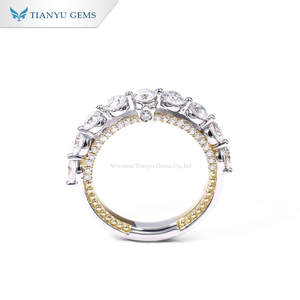 Tianyu Gems Mooie 3.7Mm Ronde Cut Kleurloos Forever Moissanite <span class=keywords><strong>Diamond</strong></span> Wedding Engagement Vrouwen Sieraden Ring Set Diamanten Ring - Product Image 3