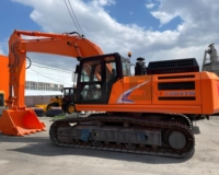 Grande pelle sur chenilles CDM6336 avec godet de 1,6 m³ pour roche, ligne hydraulique auxiliaire, attache rapide et brise-roche en option