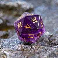Lot de 7 dés de jeu polyédriques faits à la main en pierre naturelle d'améthyste D20 D6 16mm pour D&D et jeux de rôle (RPG)