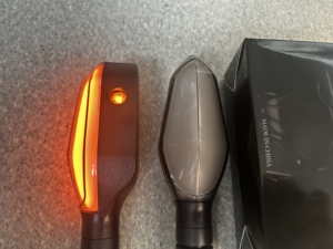 ZT ZT0411 universel moto clignotants ambre <span class=keywords><strong>clignotant</strong></span> indicateur de Projection Mode coloré 27 changement de lumière 6V/12V/24V - Product Image 6
