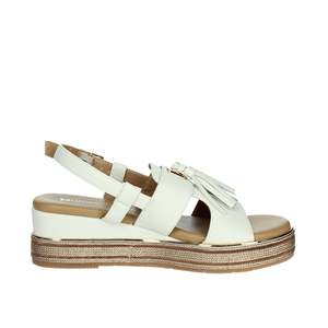 Sandalo Donna Serena con Zeppa in Pelle e Dettaglio Nappa - Product Image 4