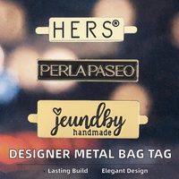 Etiqueta de identificación de latón chapada en oro con letras hechas a mano, para gafas de sol, ropa, metal de calidad, personalizable, logotipo personalizado para bolso.