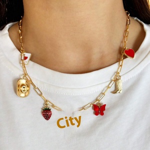 Bijoux <span class=keywords><strong>de</strong></span> mode Collier Mignon Martin Bottes Or Papillon Fraise Denim Chapeau Style Unique Pendentif Charmes Cadeaux - Product Image 6