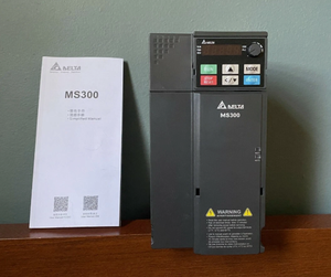 มอเตอร์ไดรฟ์ AC รุ่น MS300 ซีรีส์ VFD5A5MS43AFSAA 2.2KW 3 เฟส 460V-480V พร้อมตัวกรองในตัวและตัวแปลงความถี่ - Product Image 1